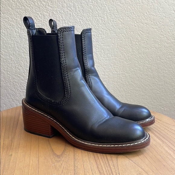 Steve Madden Laurely Chelsea Bootie, size 6.5M - Picture 1 of 8
